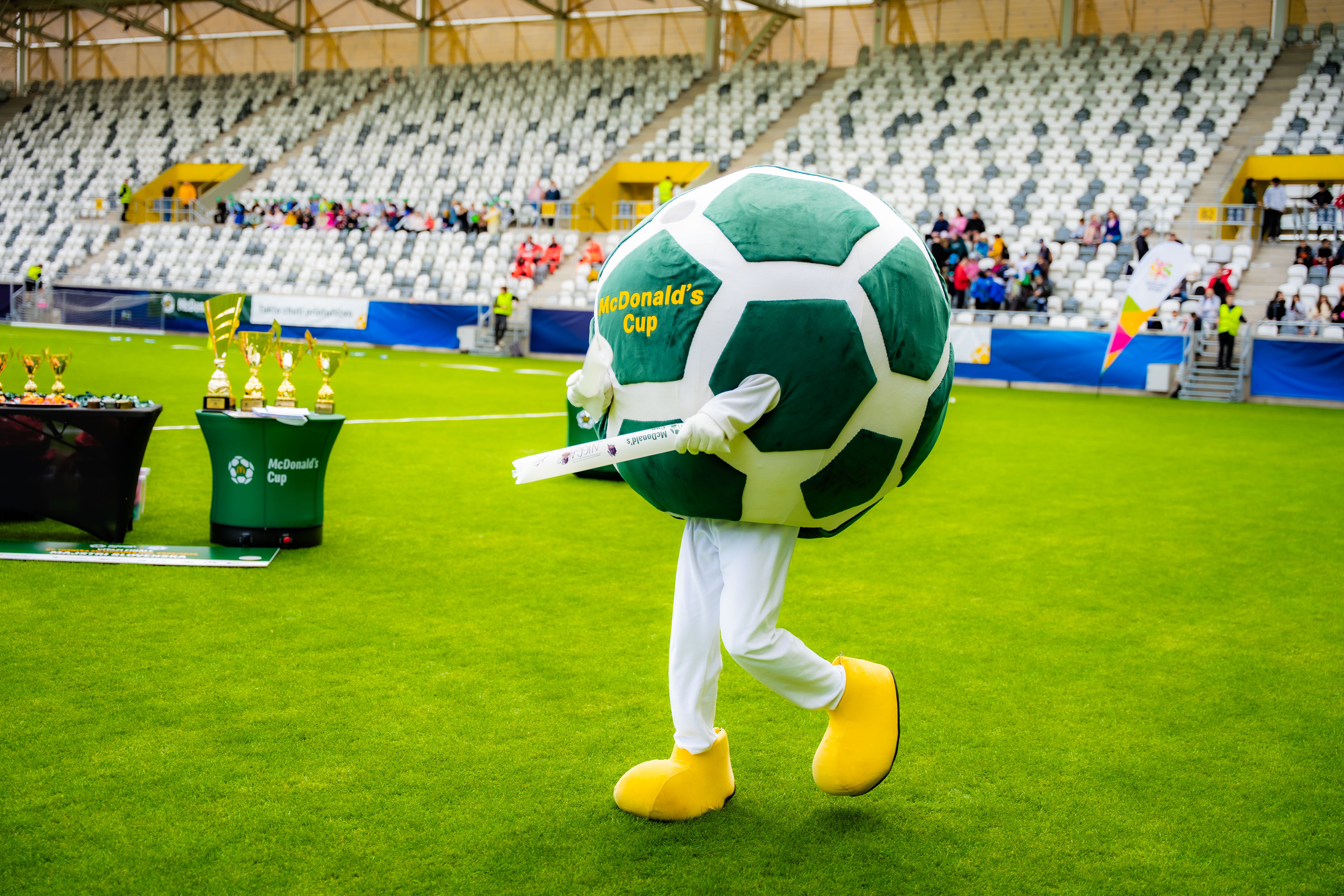 McDonalds Cup - Majstrovstva Slovenska vo futbale najmladsich ziakov a ziacok-1-6